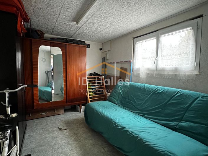 Image No.12-3 Bed House for sale