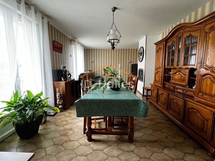 Image No.5-3 Bed House for sale