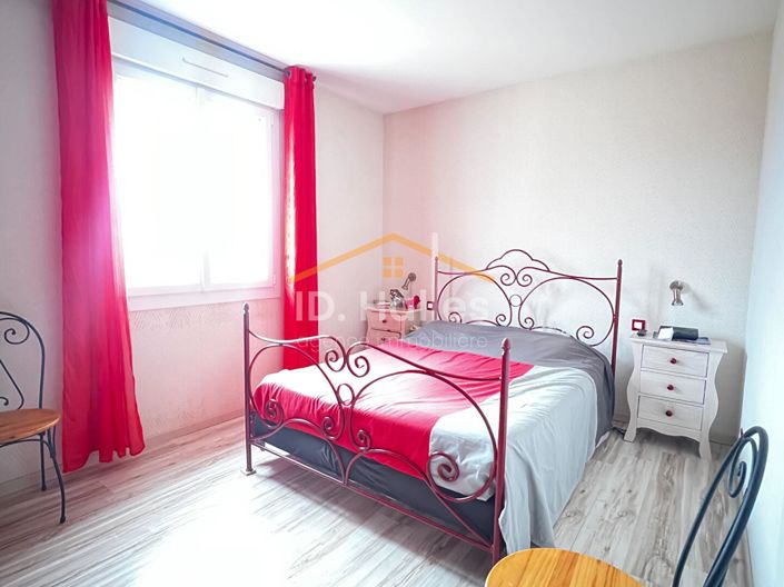 Image No.6-3 Bed House for sale