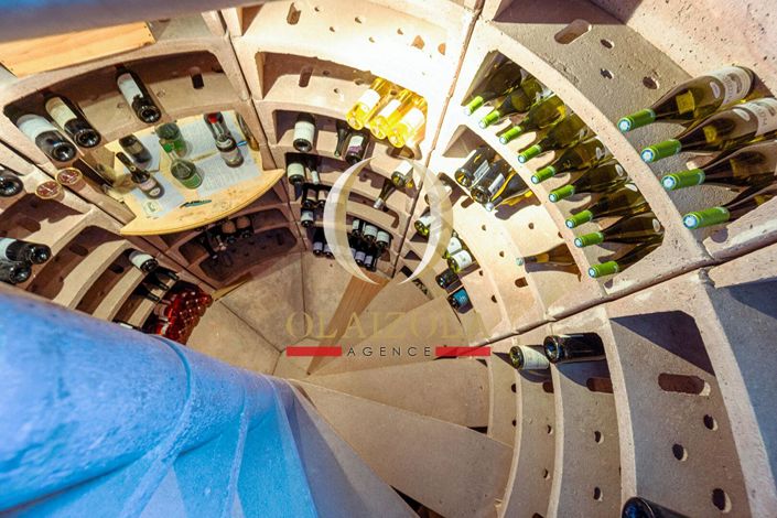 Image No.15-3 Bed Property for sale