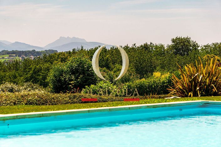 Image No.7-3 Bed Property for sale