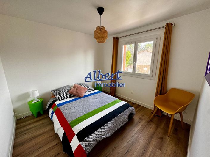 Image No.11-3 Bed House for sale