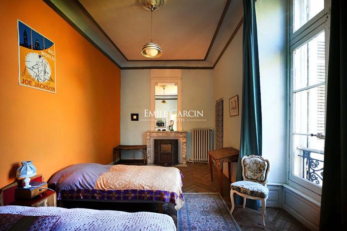 Image No.4-12 Bed House for sale