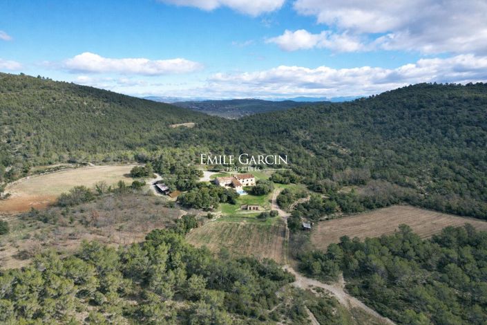 Image No.2-7 Bed Property for sale