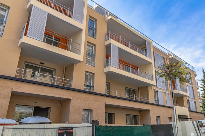 Image No.2-Appartement de 2 chambres à vendre à Juan-les-Pins