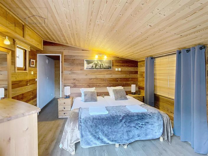 Image No.16-8 Bed House for sale