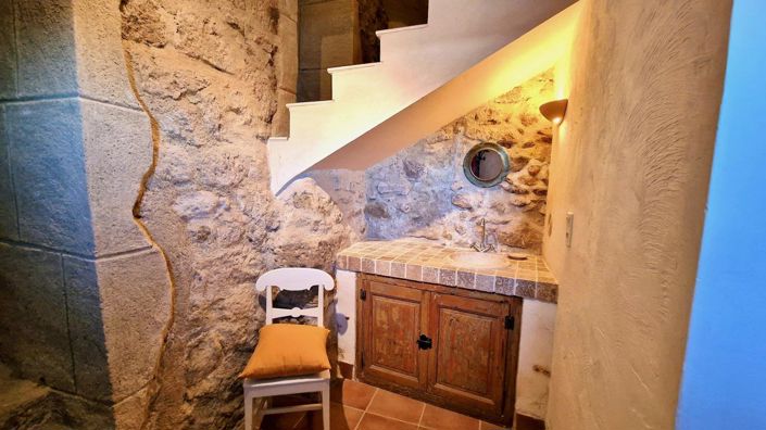 Image No.12-3 Bed House for sale