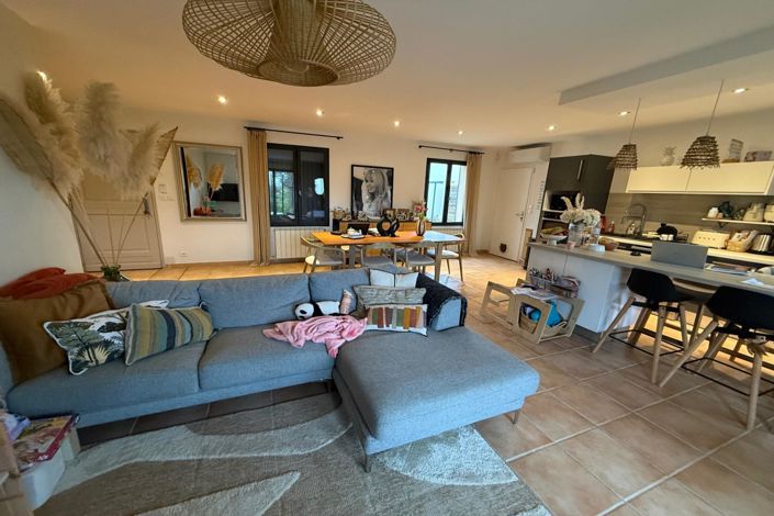 Image No.3-3 Bed House for sale