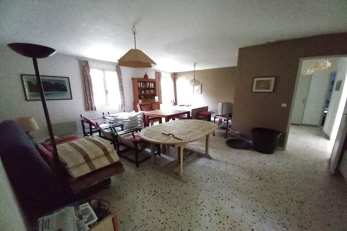 Image No.3-2 Bed House for sale