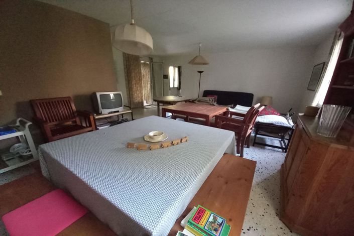 Image No.4-2 Bed House for sale