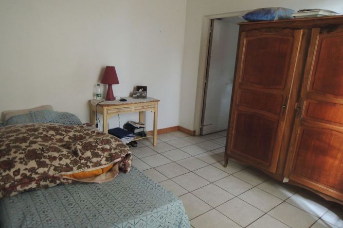 Image No.11-Maison de 5 chambres à vendre à Uzès