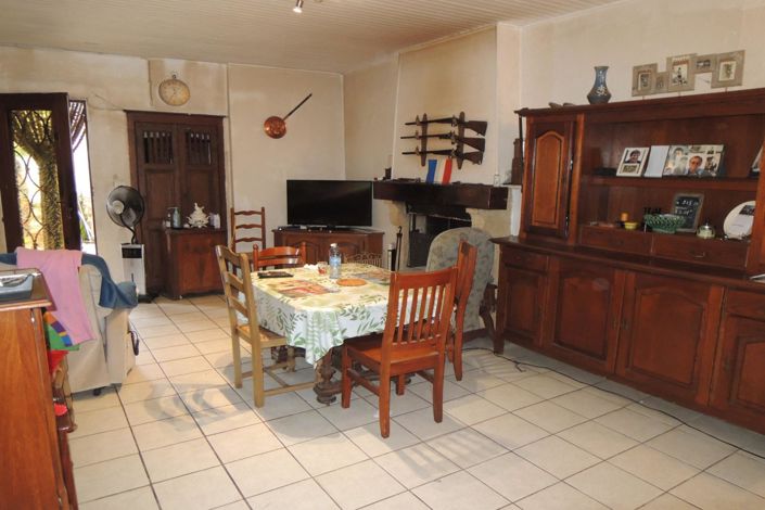 Image No.7-Maison de 5 chambres à vendre à Uzès