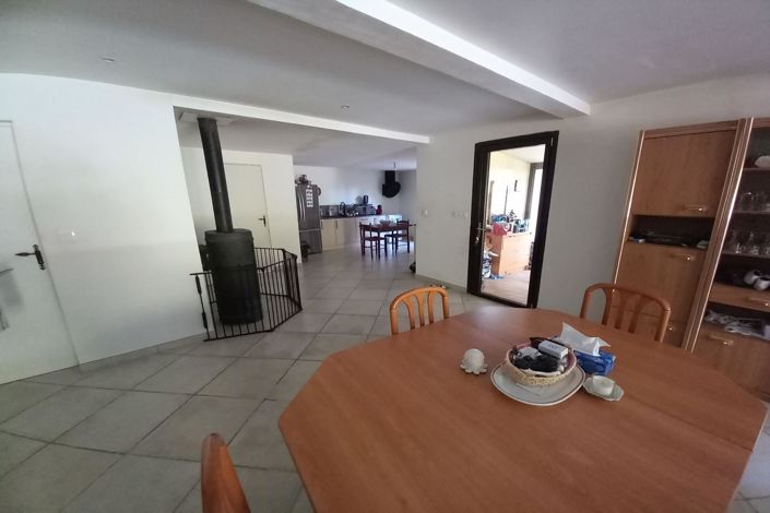 Image No.5-4 Bed House for sale