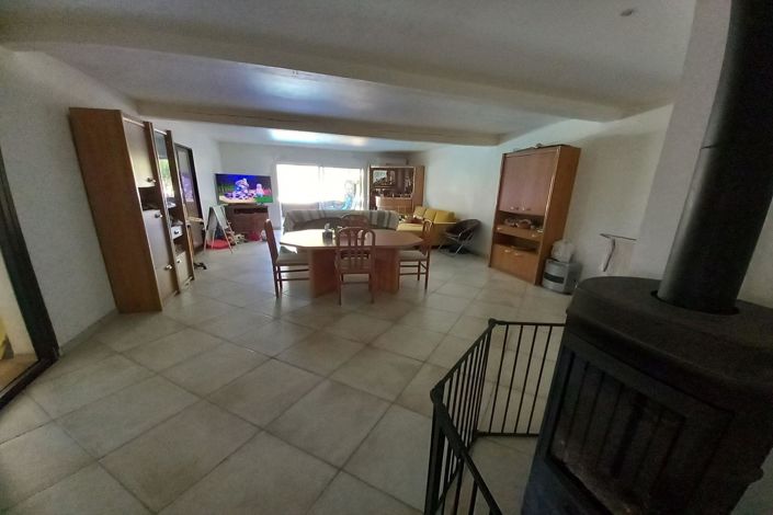 Image No.7-4 Bed House for sale