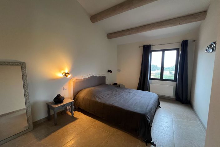 Image No.2-Maison de 4 chambres à vendre à Uzès