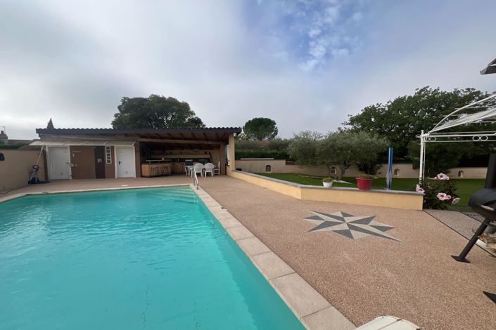 Image No.21-3 Bed House for sale