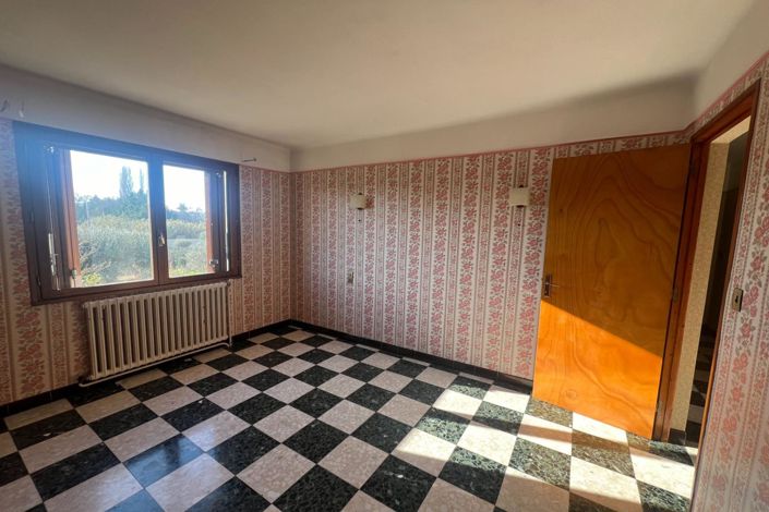 Image No.5-4 Bed House for sale