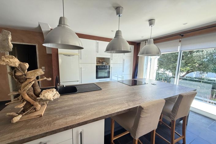 Image No.18-Maison de 5 chambres à vendre à Uzès