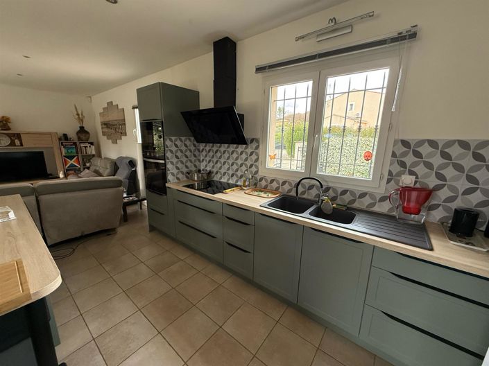 Image No.3-3 Bed House for sale