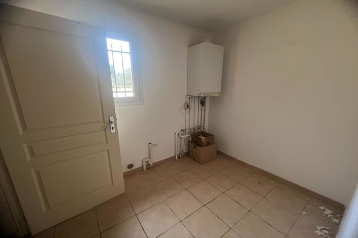 Image No.5-Maison de 3 chambres à vendre à Saint-Quentin-la-Poterie