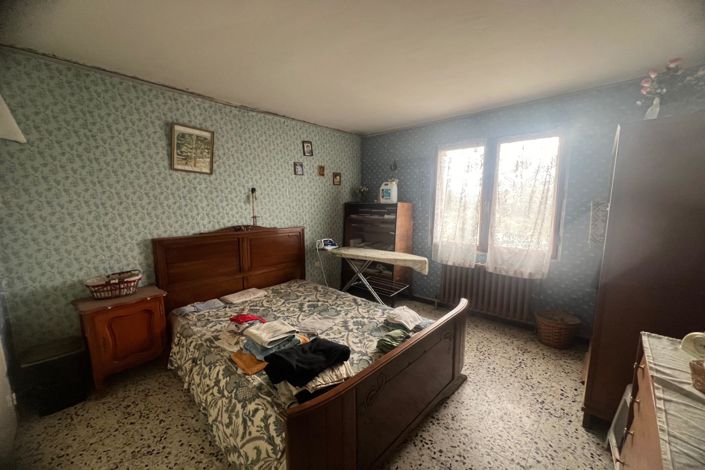 Image No.5-4 Bed House for sale