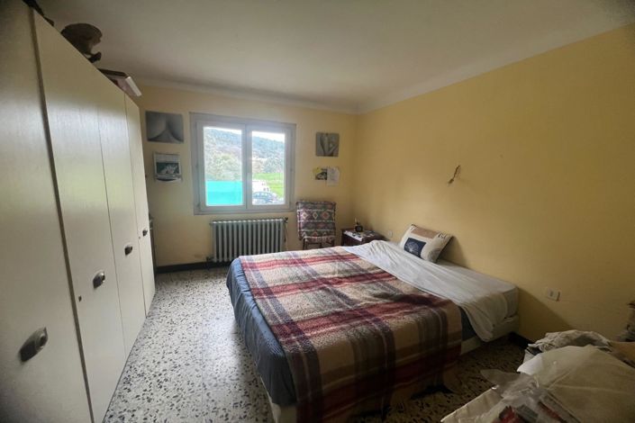 Image No.7-4 Bed House for sale