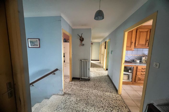 Image No.9-4 Bed House for sale