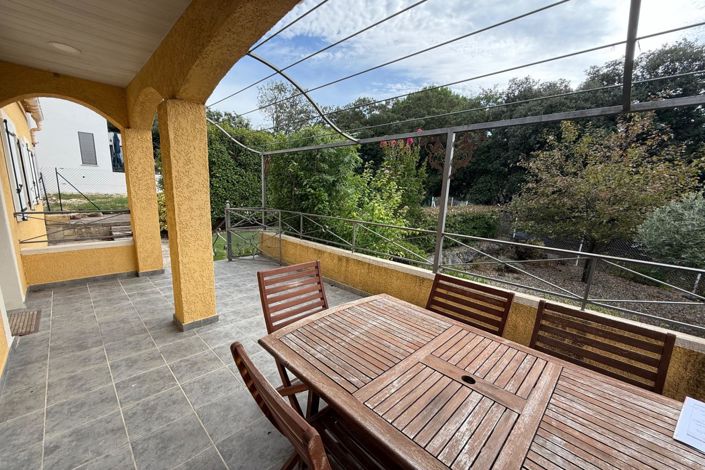 Image No.12-4 Bed House for sale