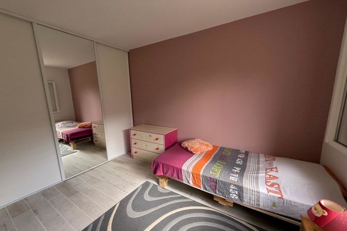 Image No.5-4 Bed House for sale