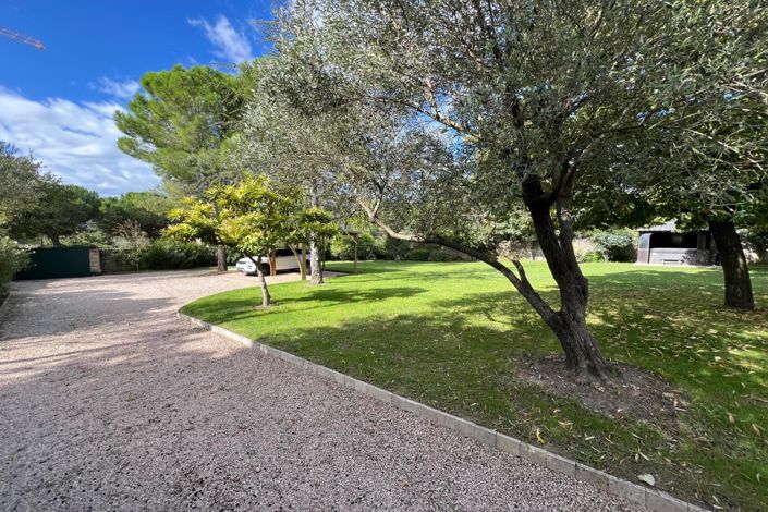 Image No.10-Maison de 4 chambres à vendre à Uzès