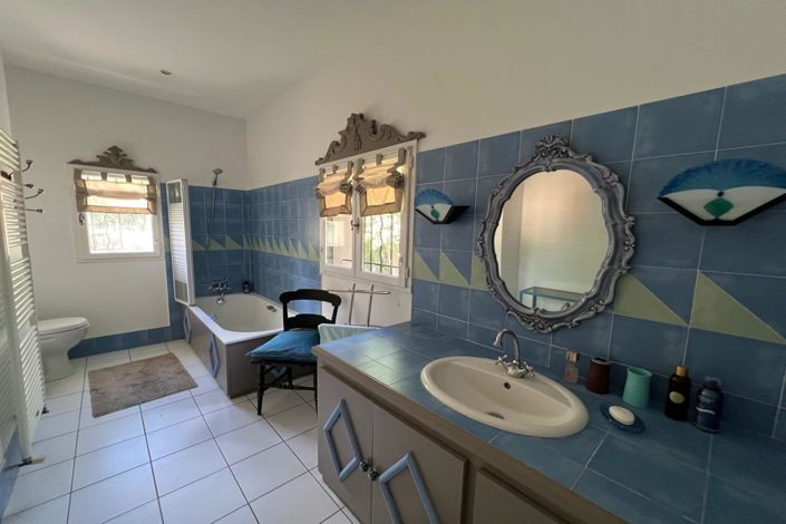 Image No.8-Maison de 4 chambres à vendre à Uzès