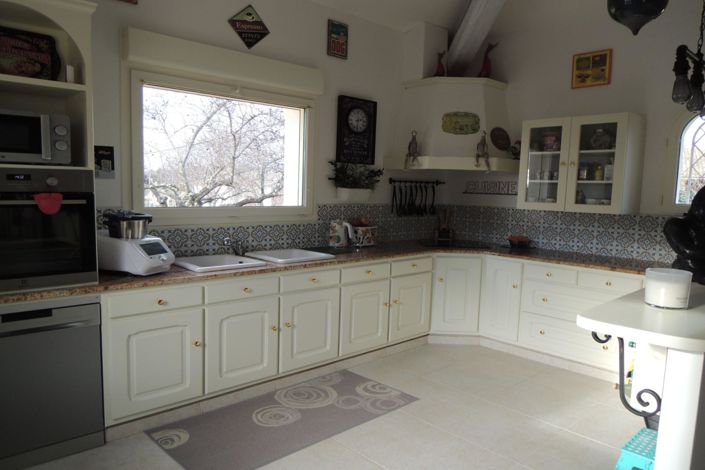 Image No.3-Maison de 3 chambres à vendre à Uzès