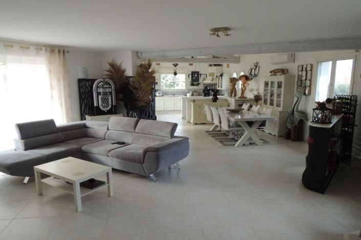 Image No.6-Maison de 3 chambres à vendre à Uzès