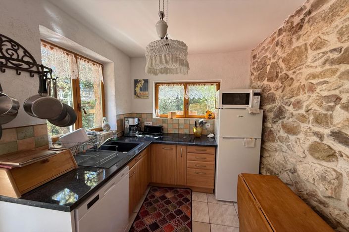 Image No.2-4 Bed House for sale