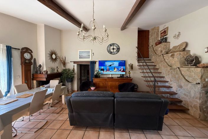 Image No.22-4 Bed House for sale