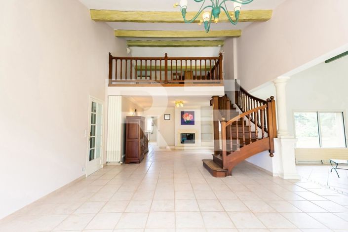 Image No.7-4 Bed House for sale