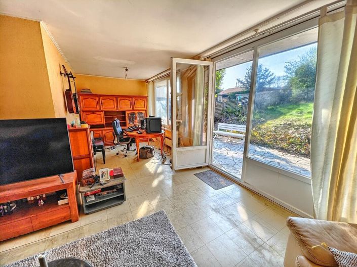 Image No.6-2 Bed House for sale