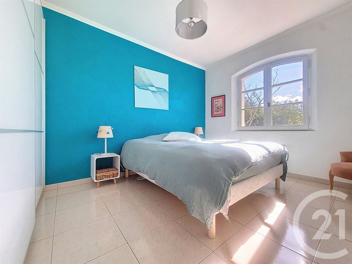 Image No.7-2 Bed House for sale