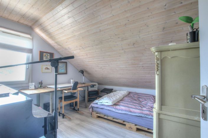 Image No.6-4 Bed House for sale