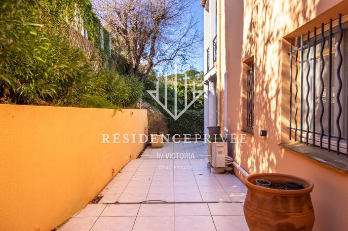 Image No.8-3 Bed Apartment for sale