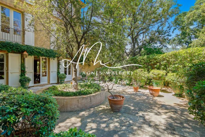 Image No.6-7 Bed House for sale