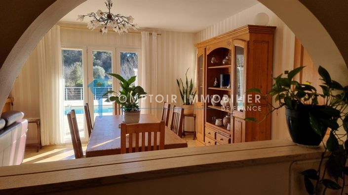 Image No.18-4 Bed House for sale