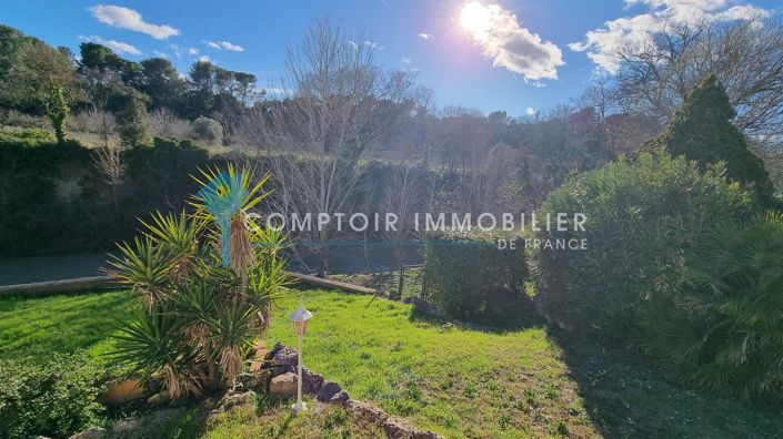 Image No.20-4 Bed House for sale