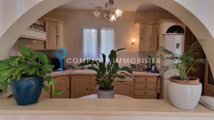 Image No.4-4 Bed House for sale