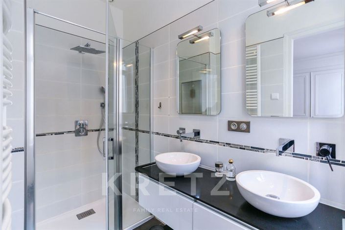 Image No.14-4 Bed House for sale