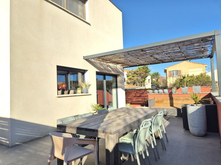 Image No.22-3 Bed House for sale