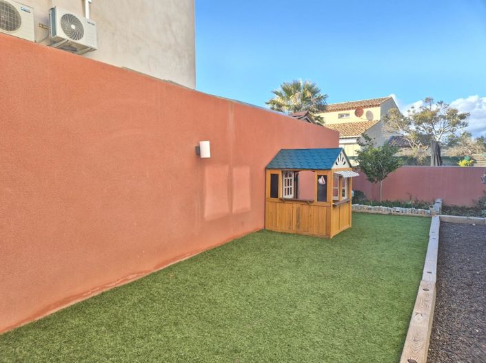 Image No.27-3 Bed House for sale