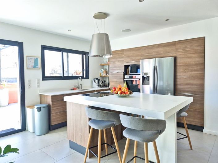 Image No.3-3 Bed House for sale