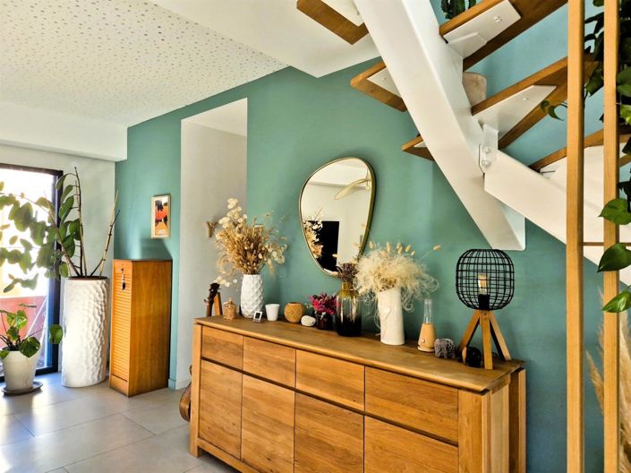 Image No.9-3 Bed House for sale