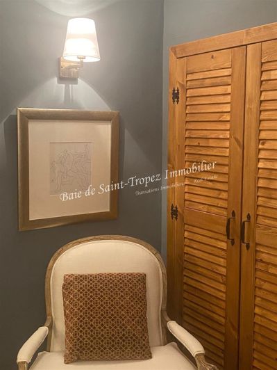 Image No.19-4 Bed House for sale